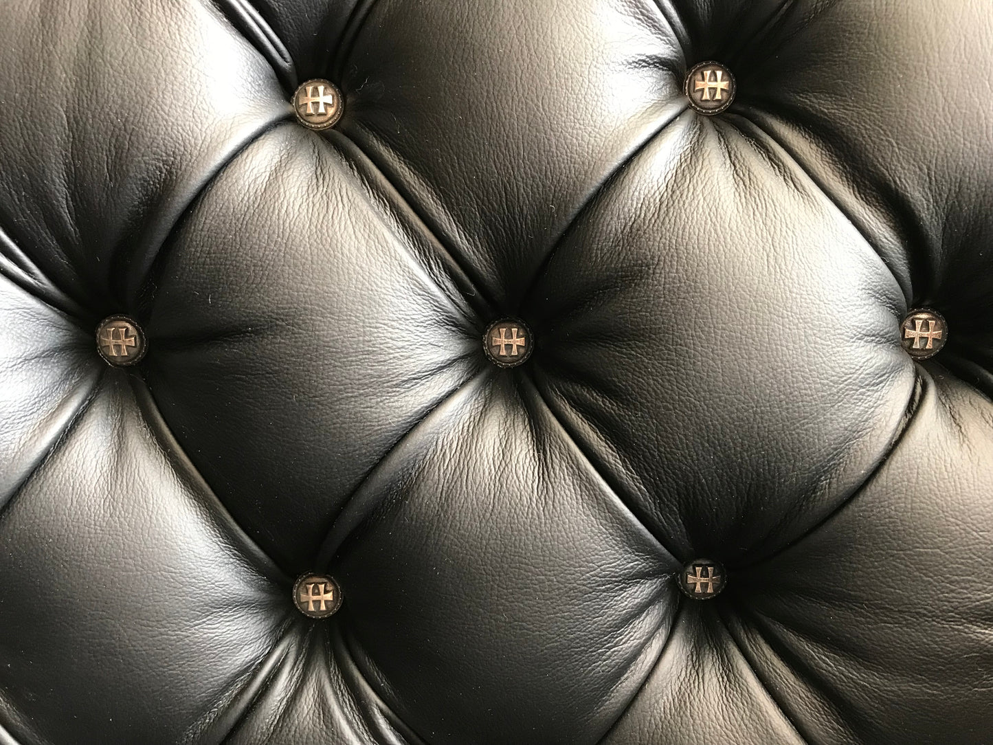 Skull armchair