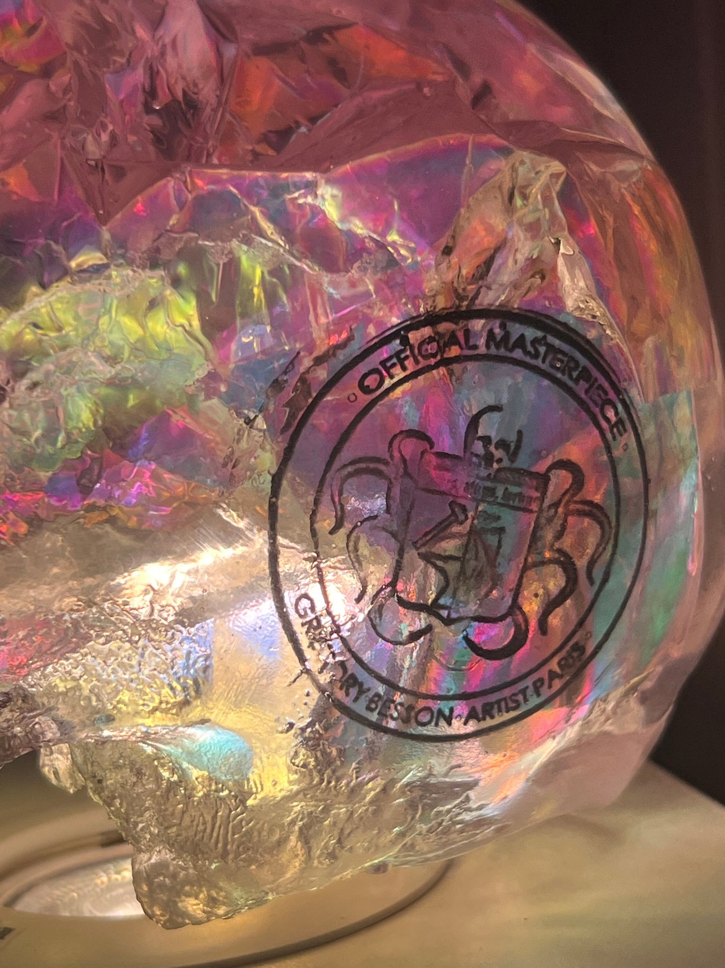 Dichroic crystal skull