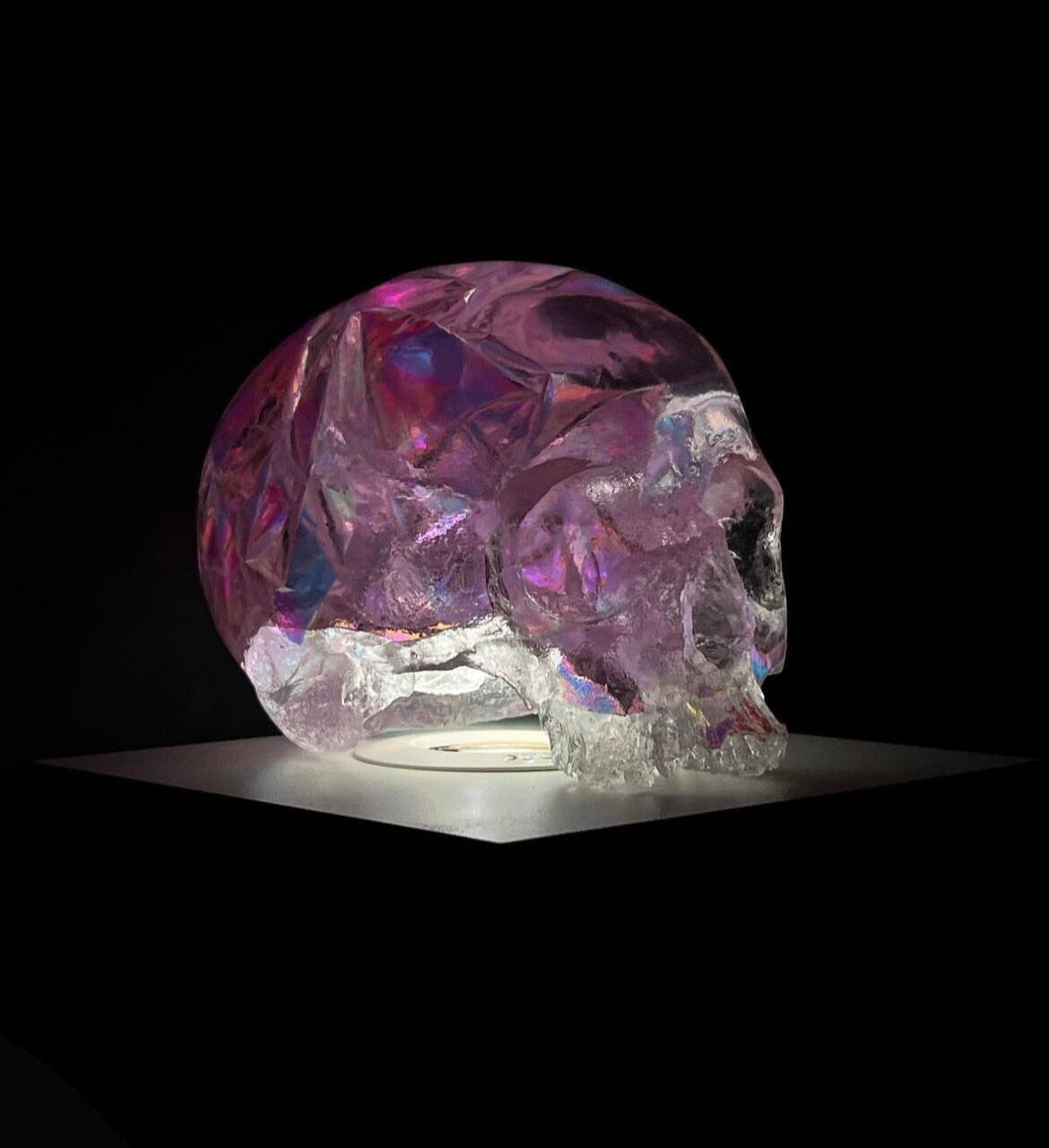 Dichroic crystal skull